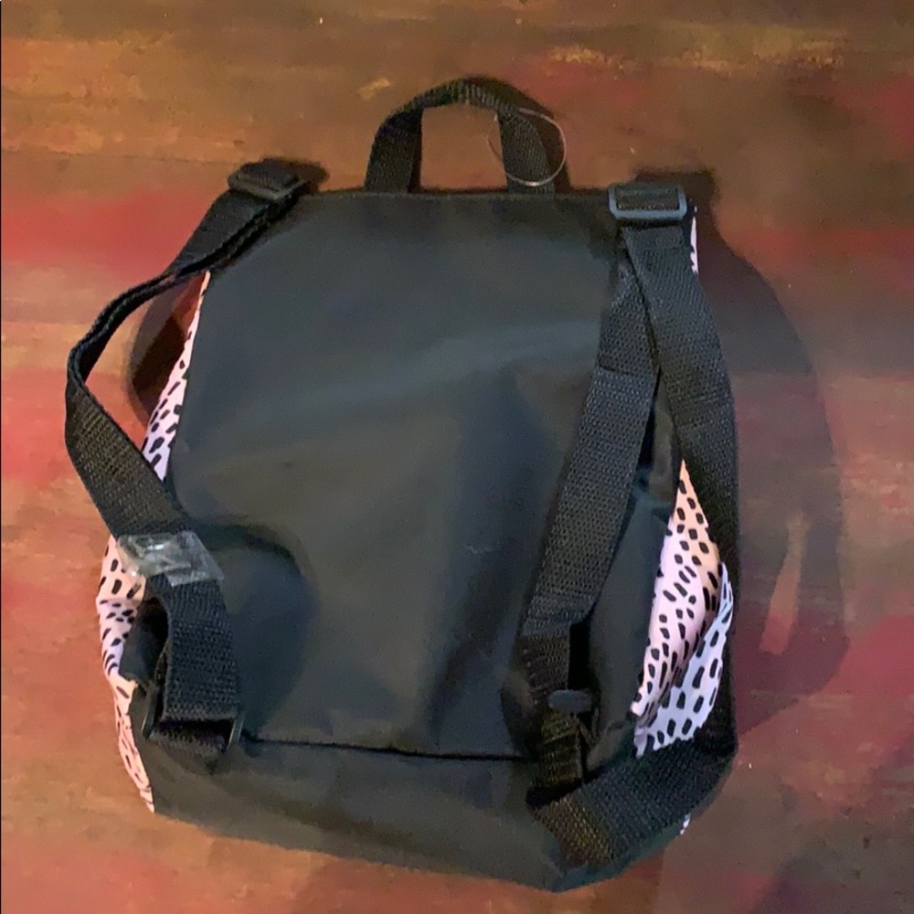 Backpack - Picture 2 of 2